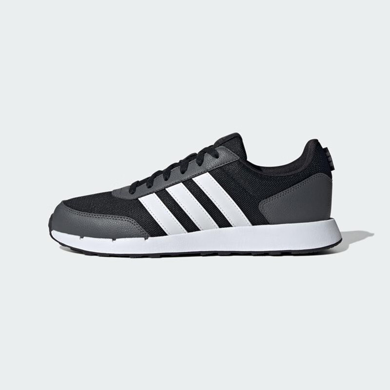Women Shoes Must Have - Adidas Lightweight and Comfortable Outdoor Fitness