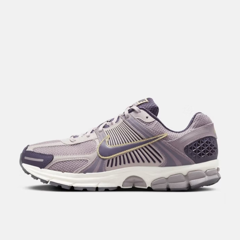 Nike's New Lightweight, Cushio - Women Shoes Must Have avis et prix