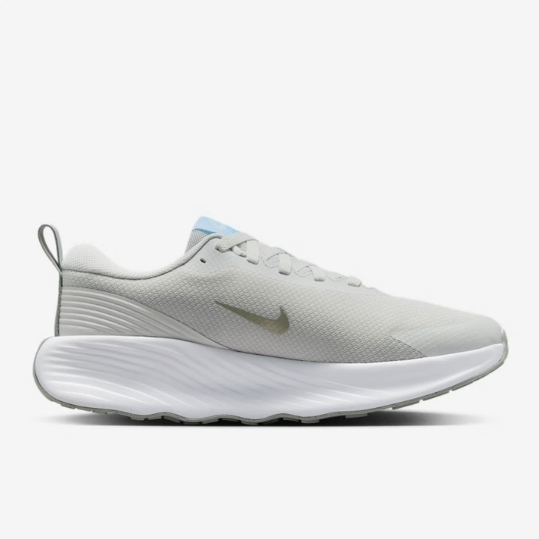 Nike's New Wave-Patterned Dura - Women Shoes Must Have avis et prix