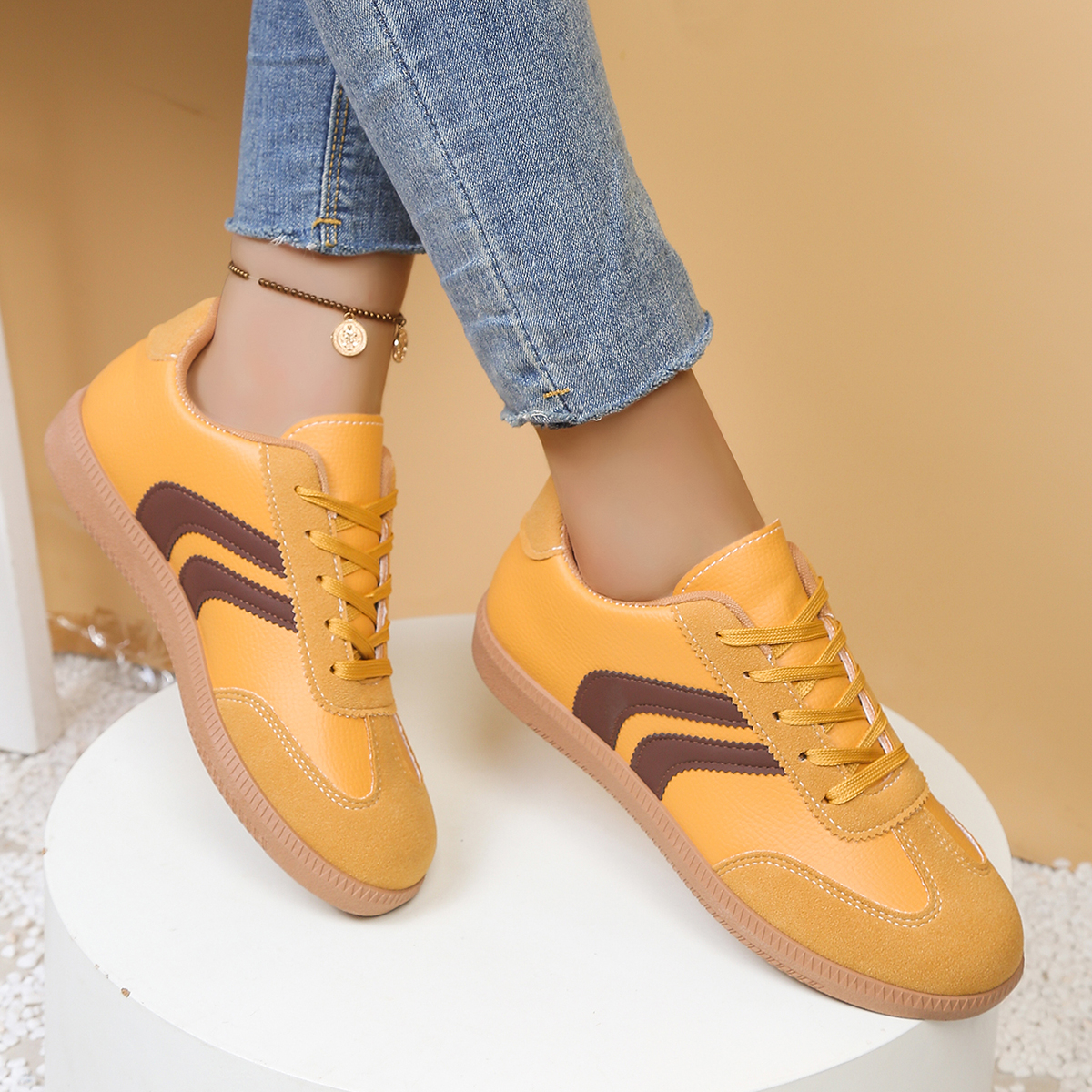 Fashionable Yellow Women's Cas - Women Shoes For Walking avis et prix