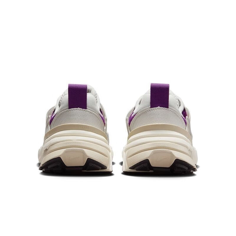 Nike's New High-Density Foam S - Women Shoes Must Have avis et prix